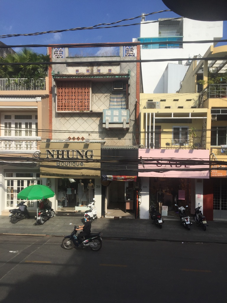 39 Nguyễn Hữu Cầu — Vietnamese modernist architecture. Created by Pham Phu Vinh.