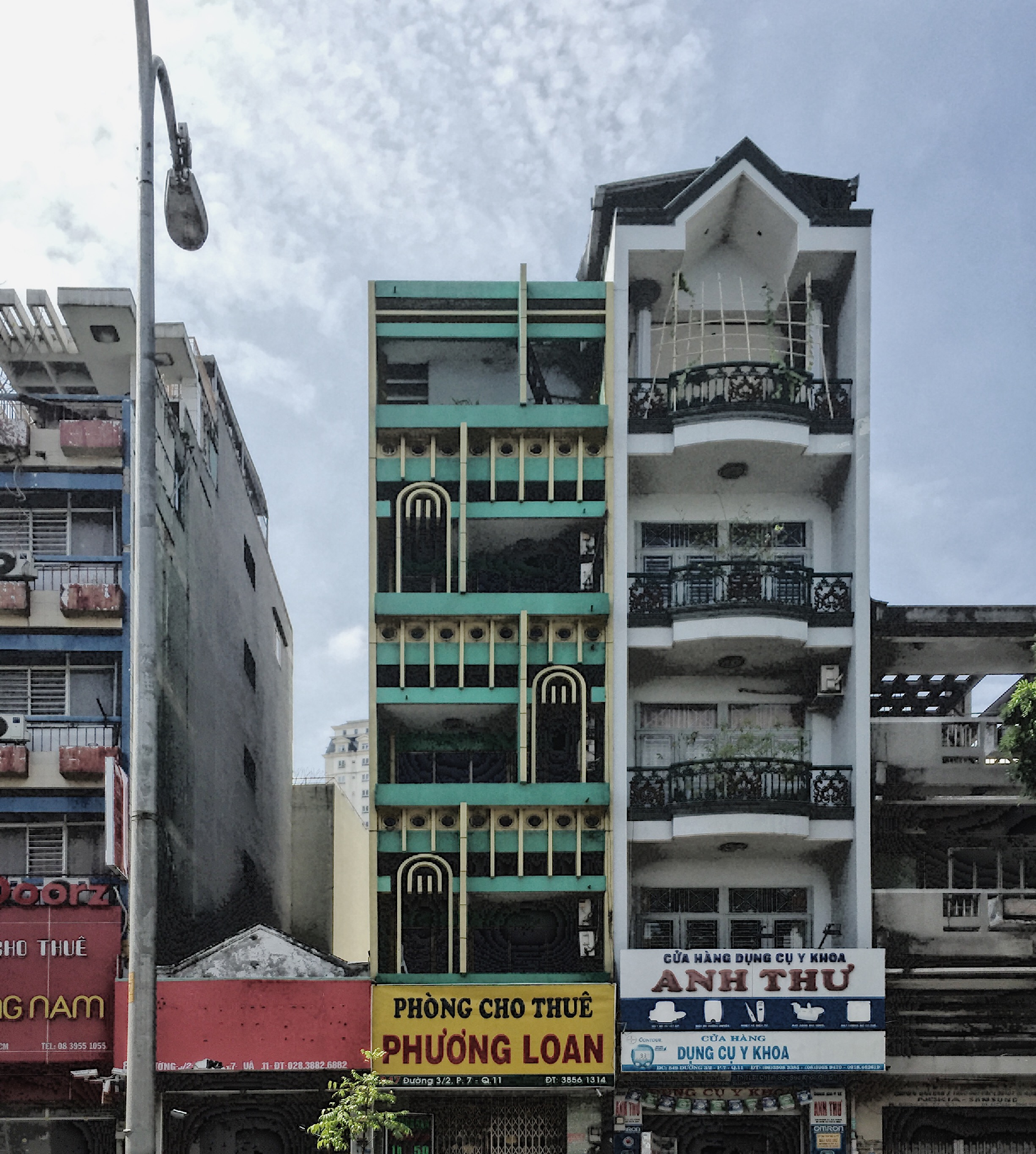 847 Đường 3 Tháng 2 — Vietnamese modernist architecture. Created by Pham Phu Vinh.