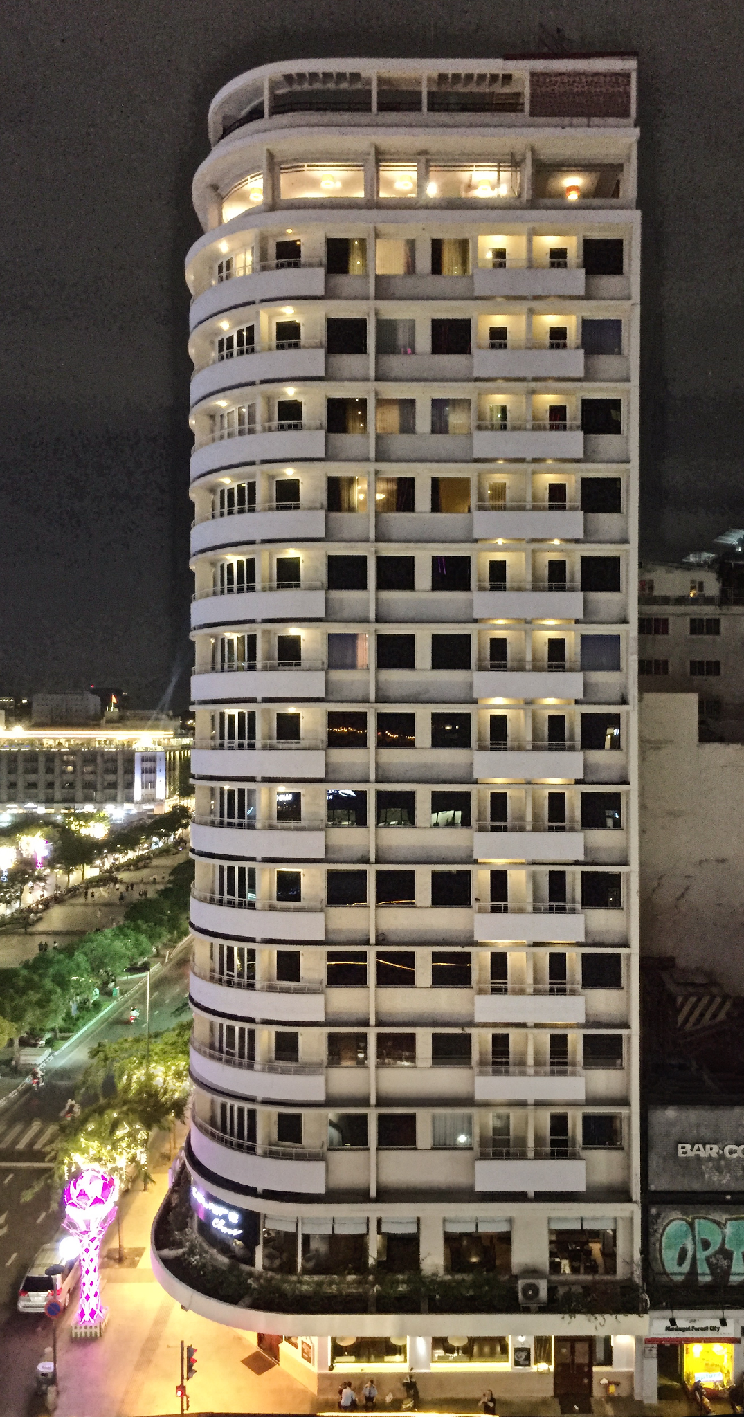 Palace Hotel — Vietnamese modernist architecture. Created by Pham Phu Vinh.
