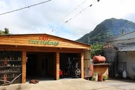 Cafe Tres Picachos
