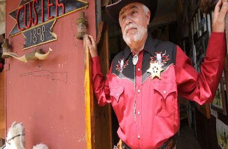 Cantina Custer Vaquero Del Oeste