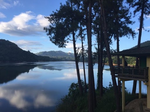 Centro Vacacional Lago Caonillas
